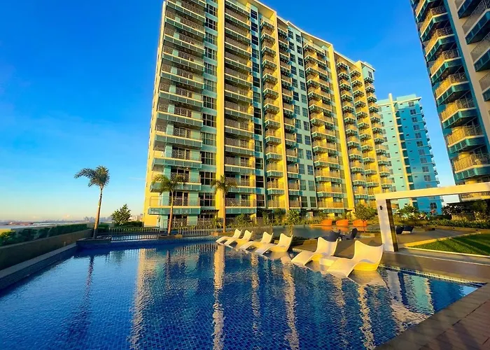 Luxury Near Solaire And Okada *
