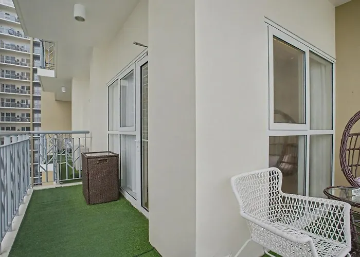 Luxury Near Solaire And Okada